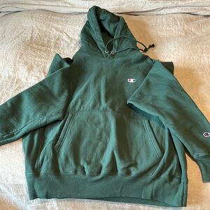 Champion Green Men's Sweater